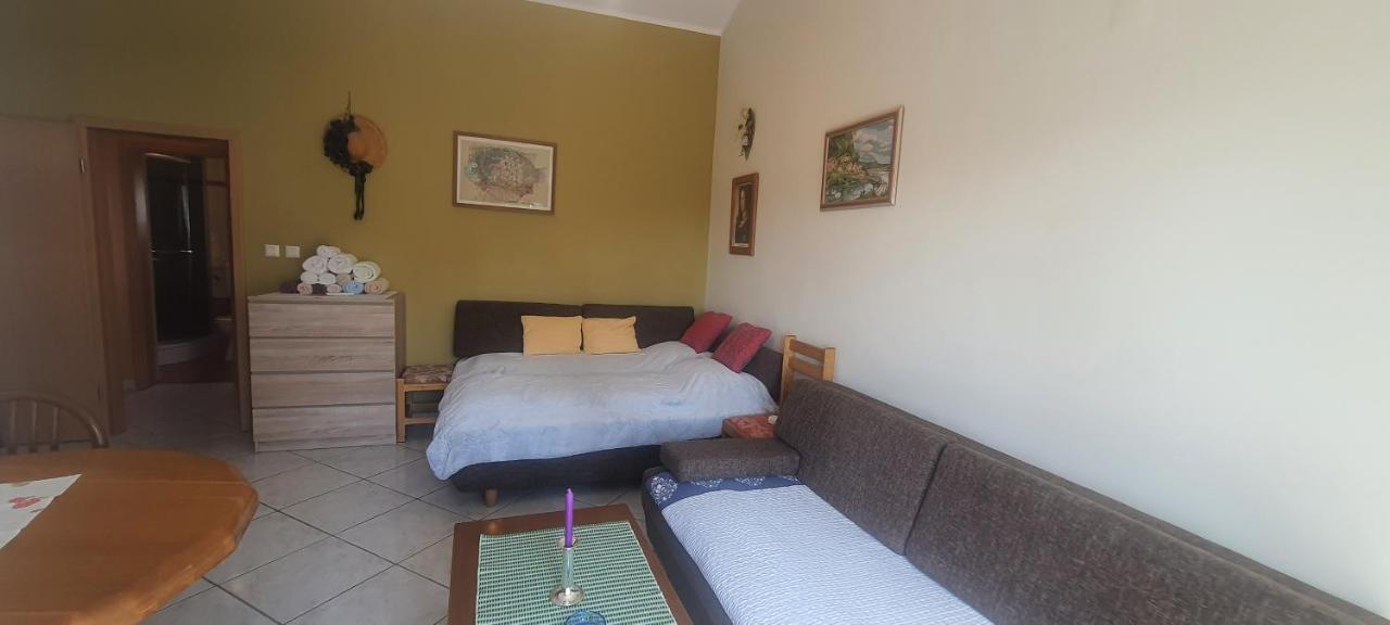 Apartments Ivanka G Malinska Dış mekan fotoğraf