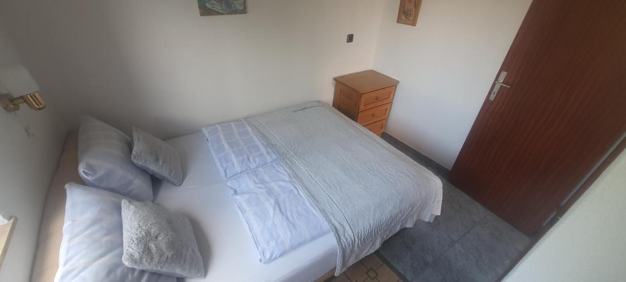 Apartments Ivanka G Malinska Dış mekan fotoğraf