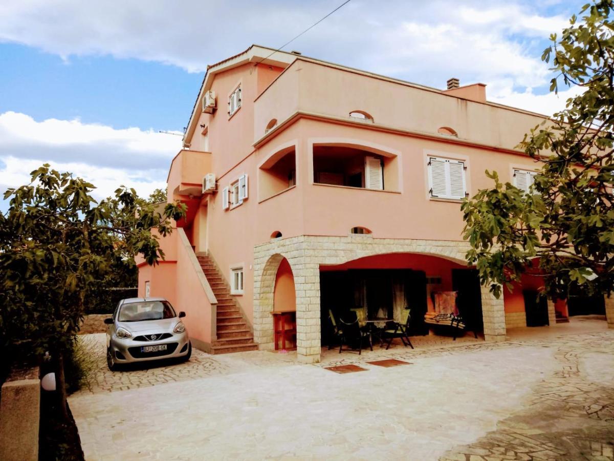 Apartments Ivanka G Malinska Dış mekan fotoğraf